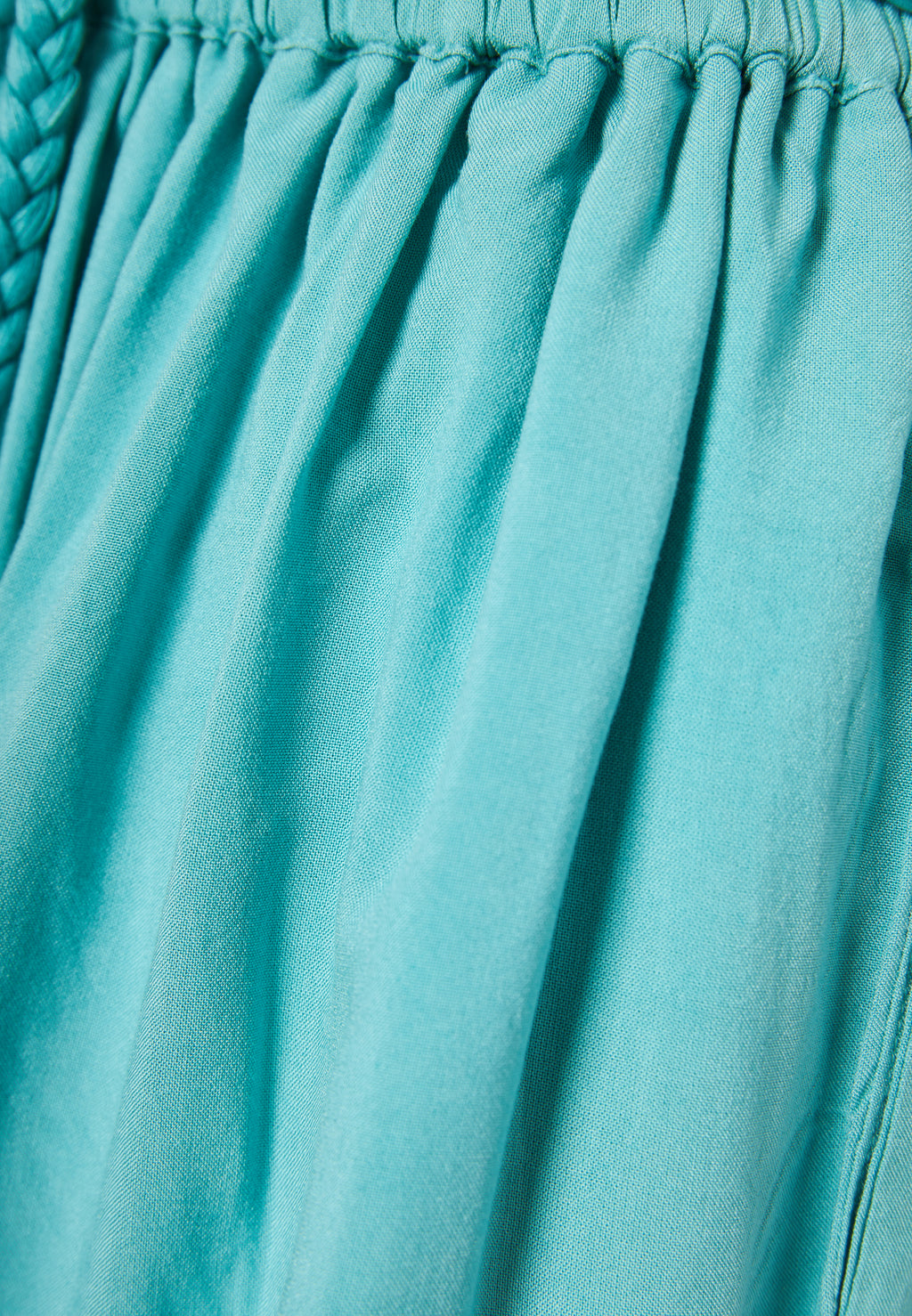 Loose fit shorts with drawstring and ruffle waist