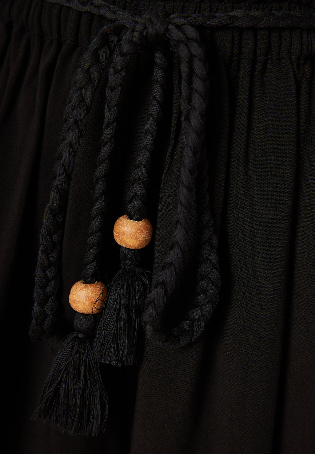 Loose fit shorts with drawstring and ruffle waist