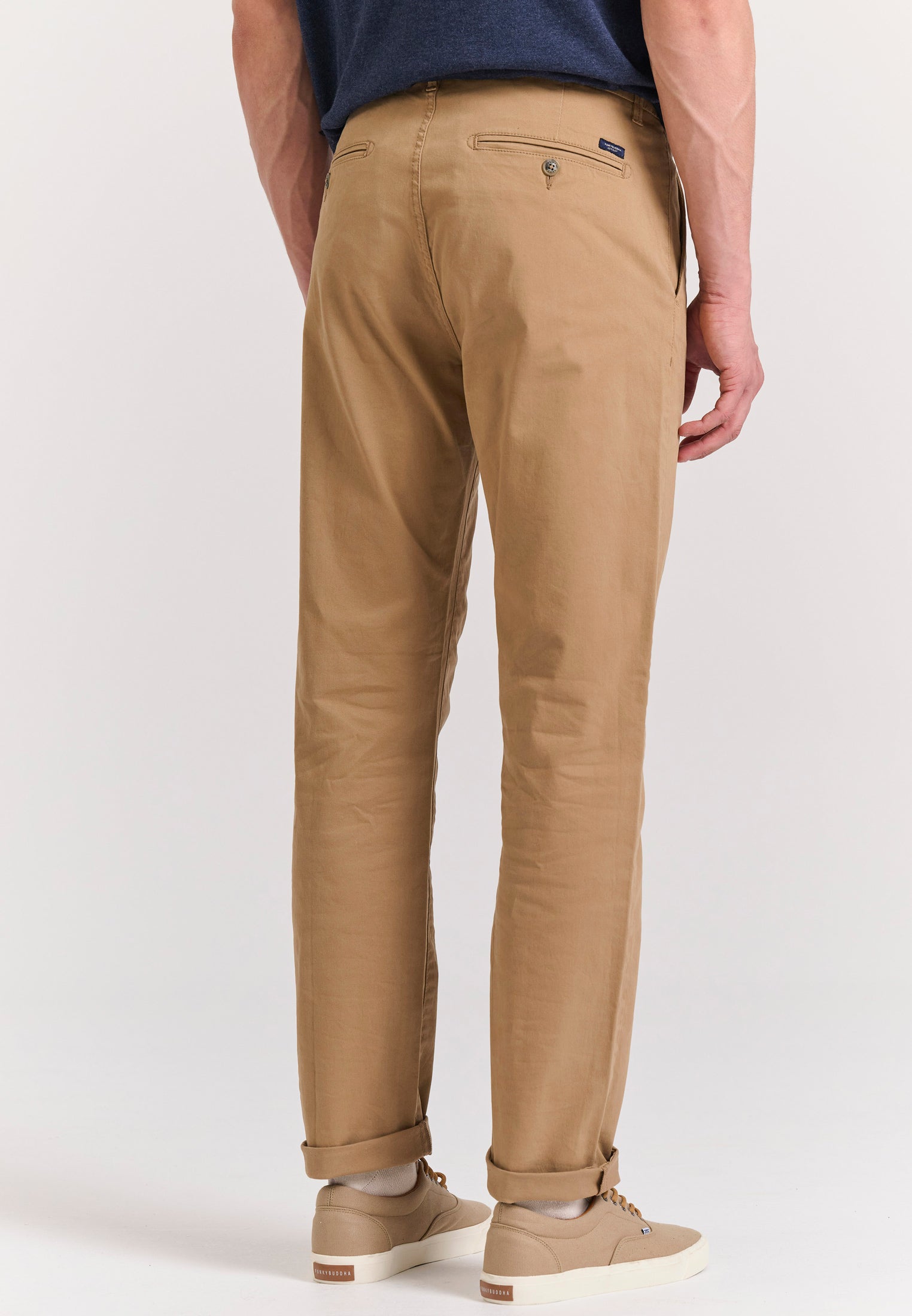 Men's chino pants - The essentials