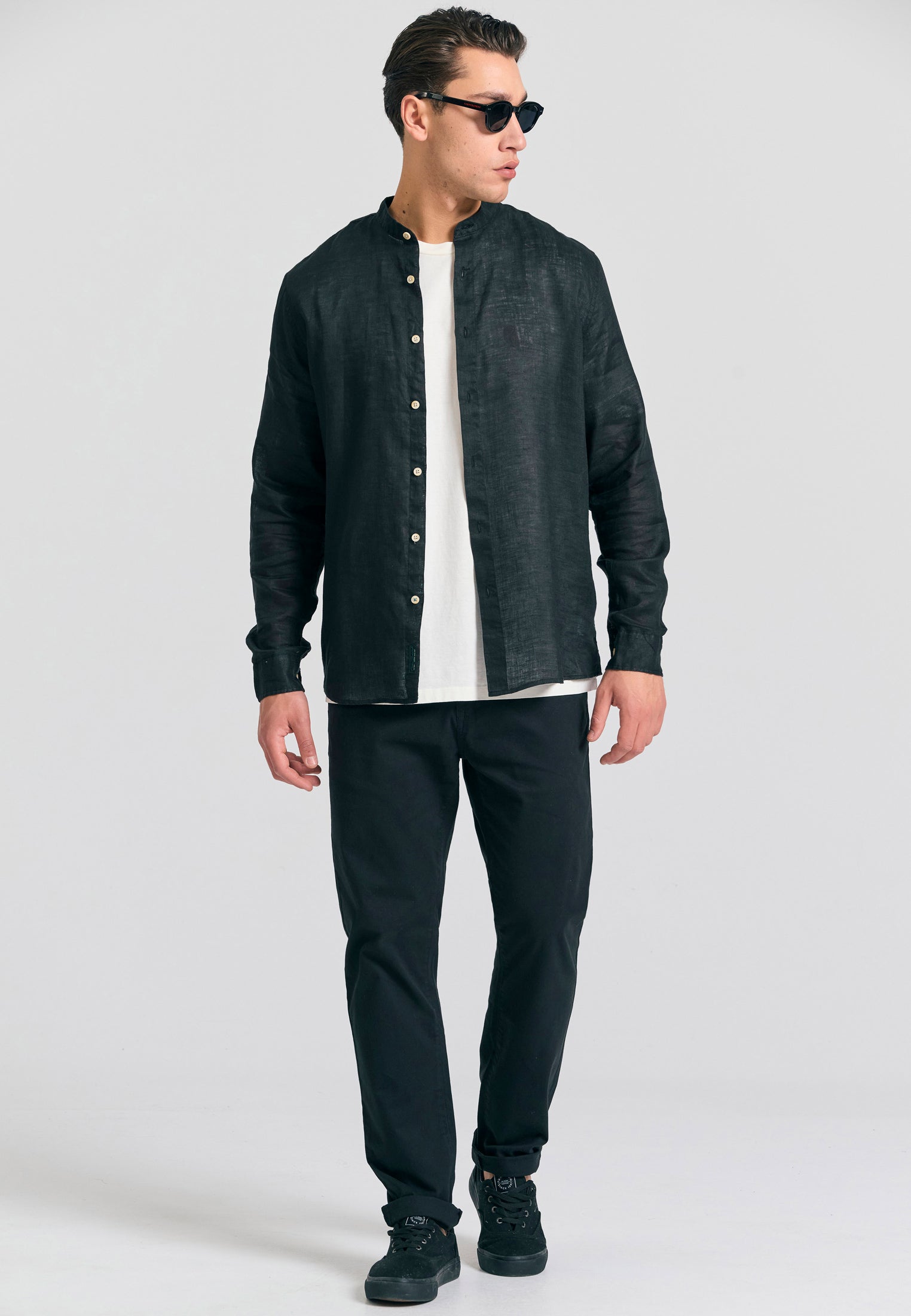 Men's chino pants - The essentials