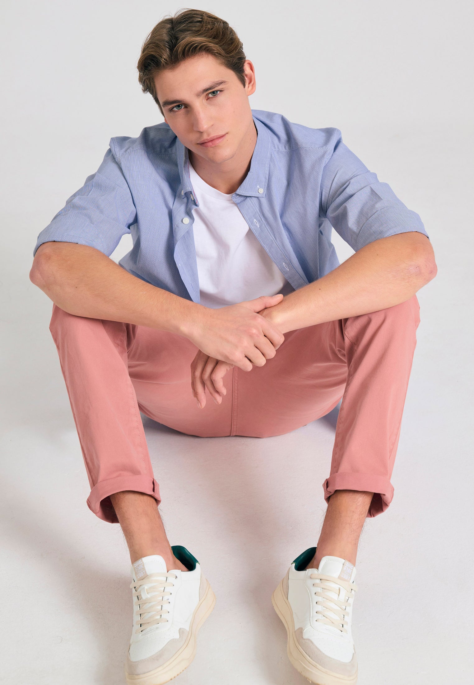 Men's chino pants - The essentials