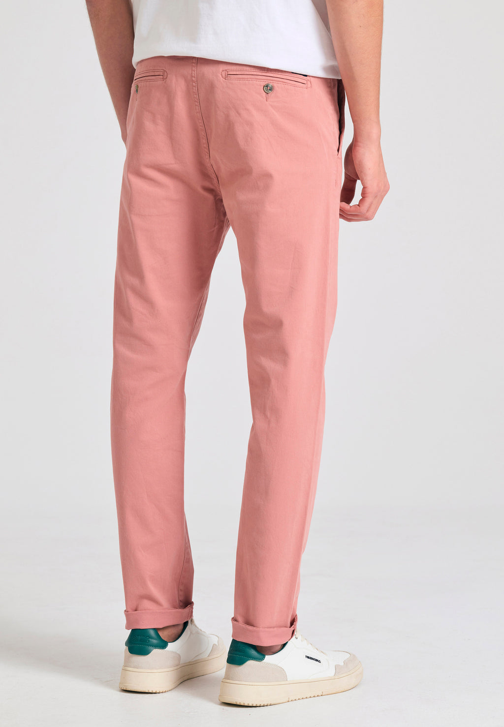 Men's chino pants - The essentials