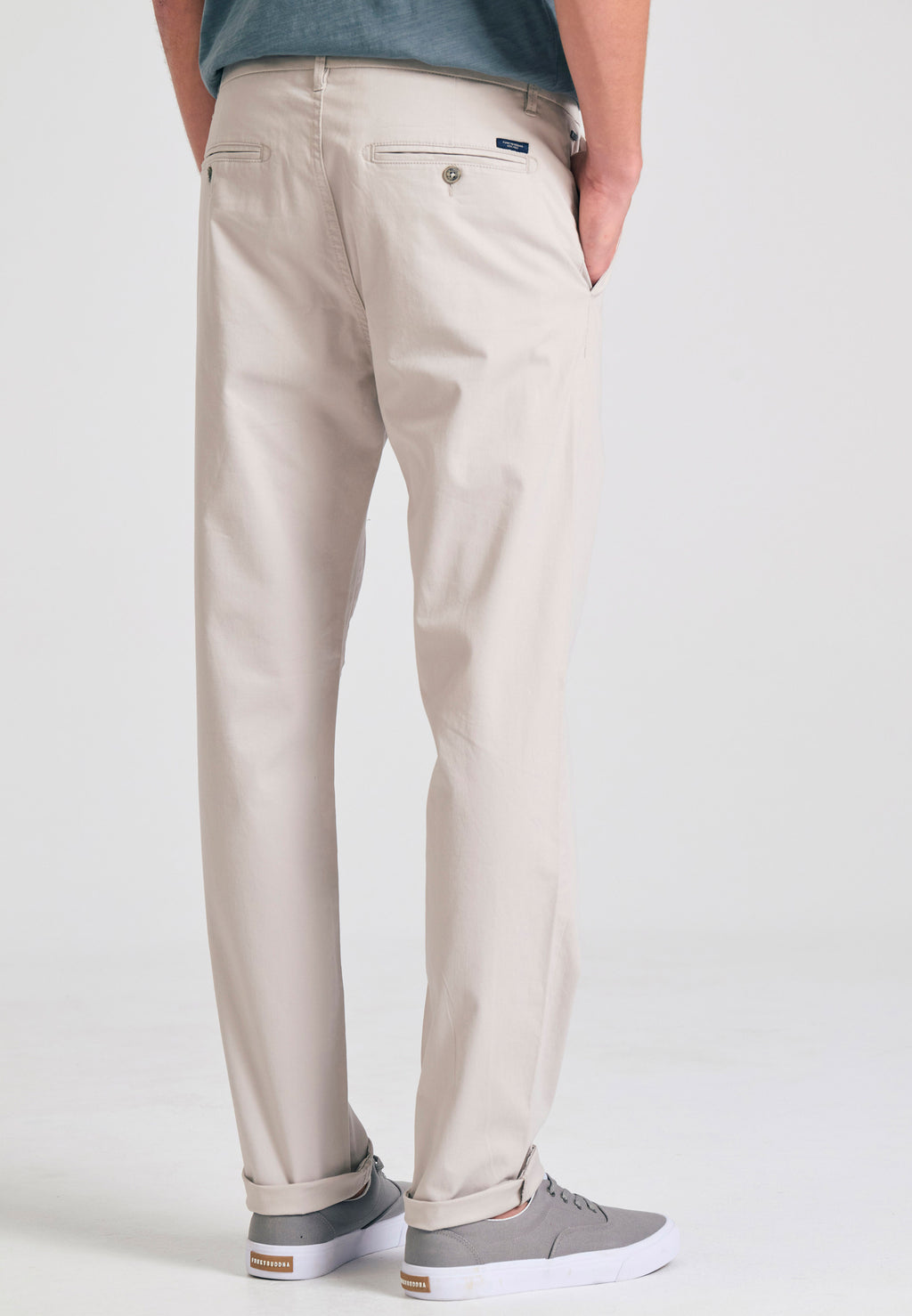 Men's chino pants - The essentials