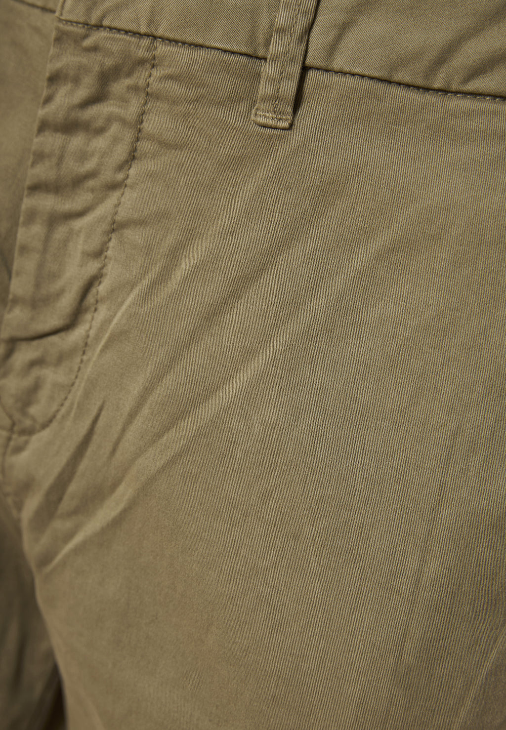 Men's chino pants - The essentials