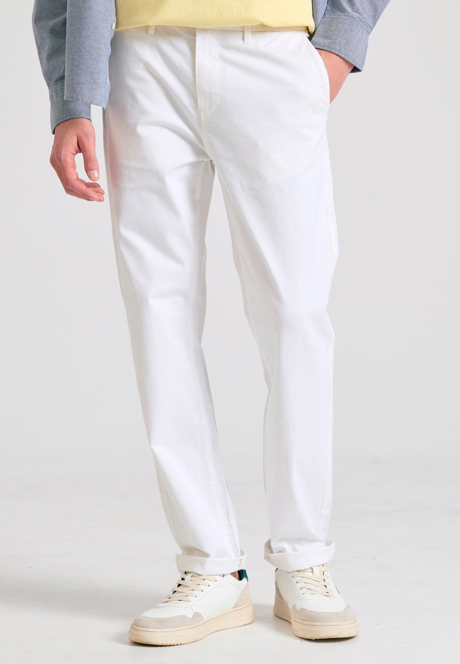 Men's chino pants - The essentials