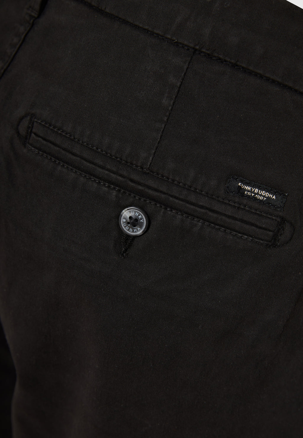 Men's chino shorts - The essentials