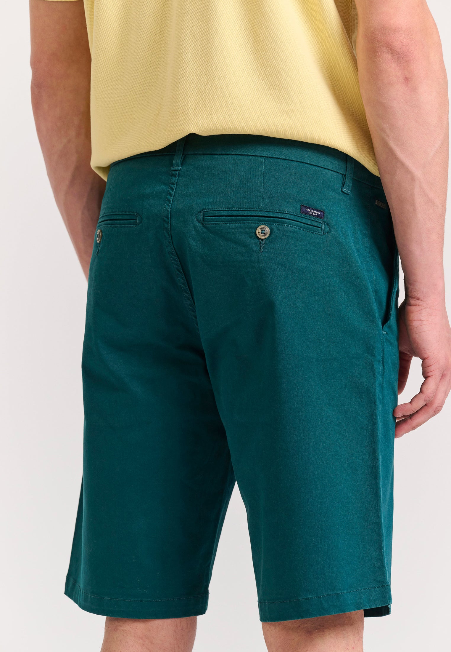 Men's chino shorts - The essentials