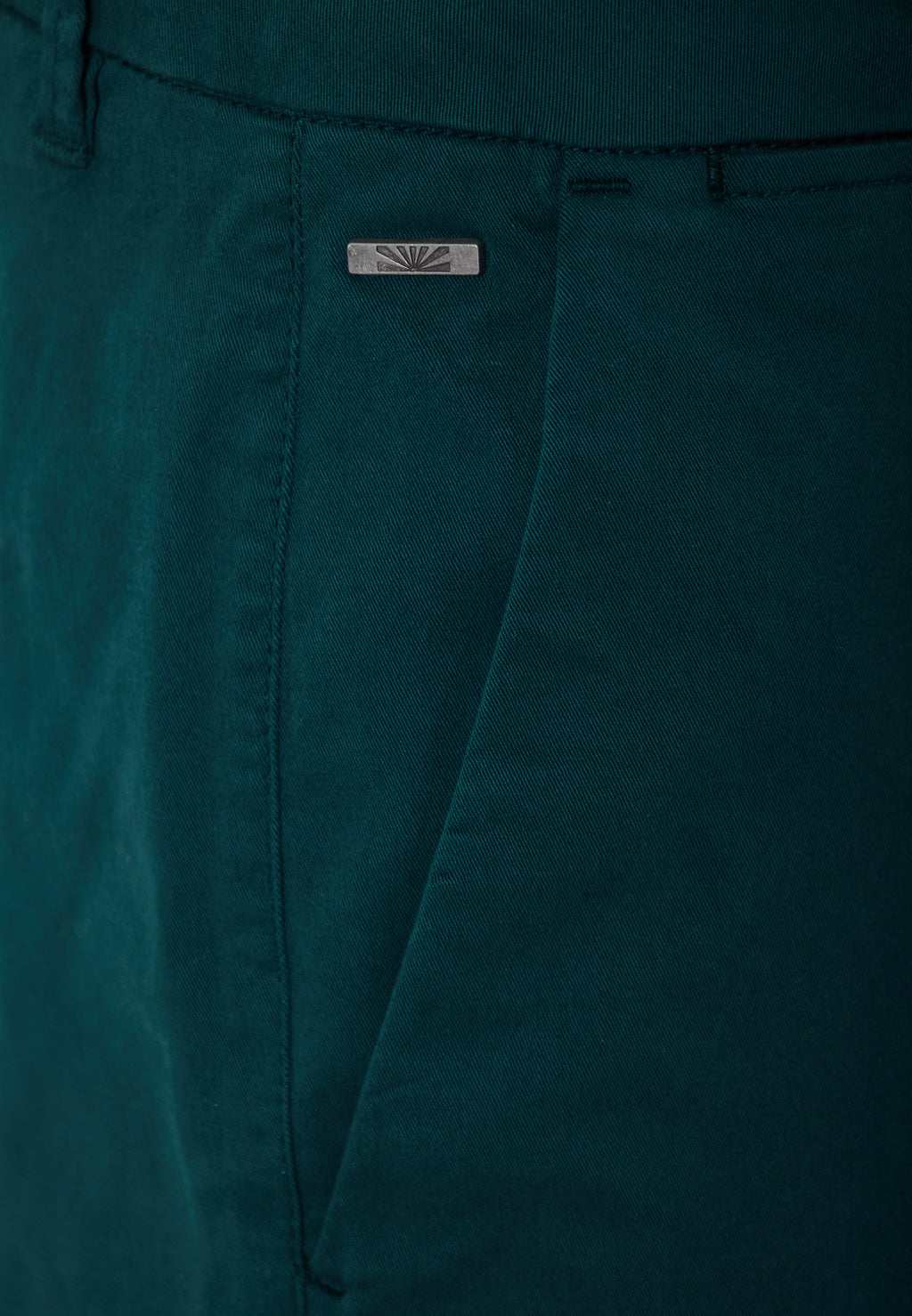 Men's chino shorts - The essentials