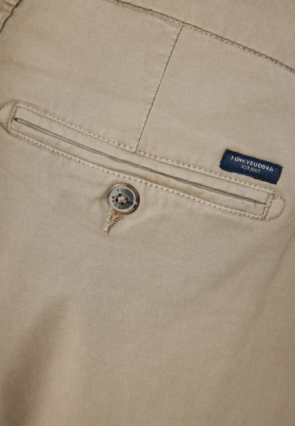 Men's chino shorts - The essentials
