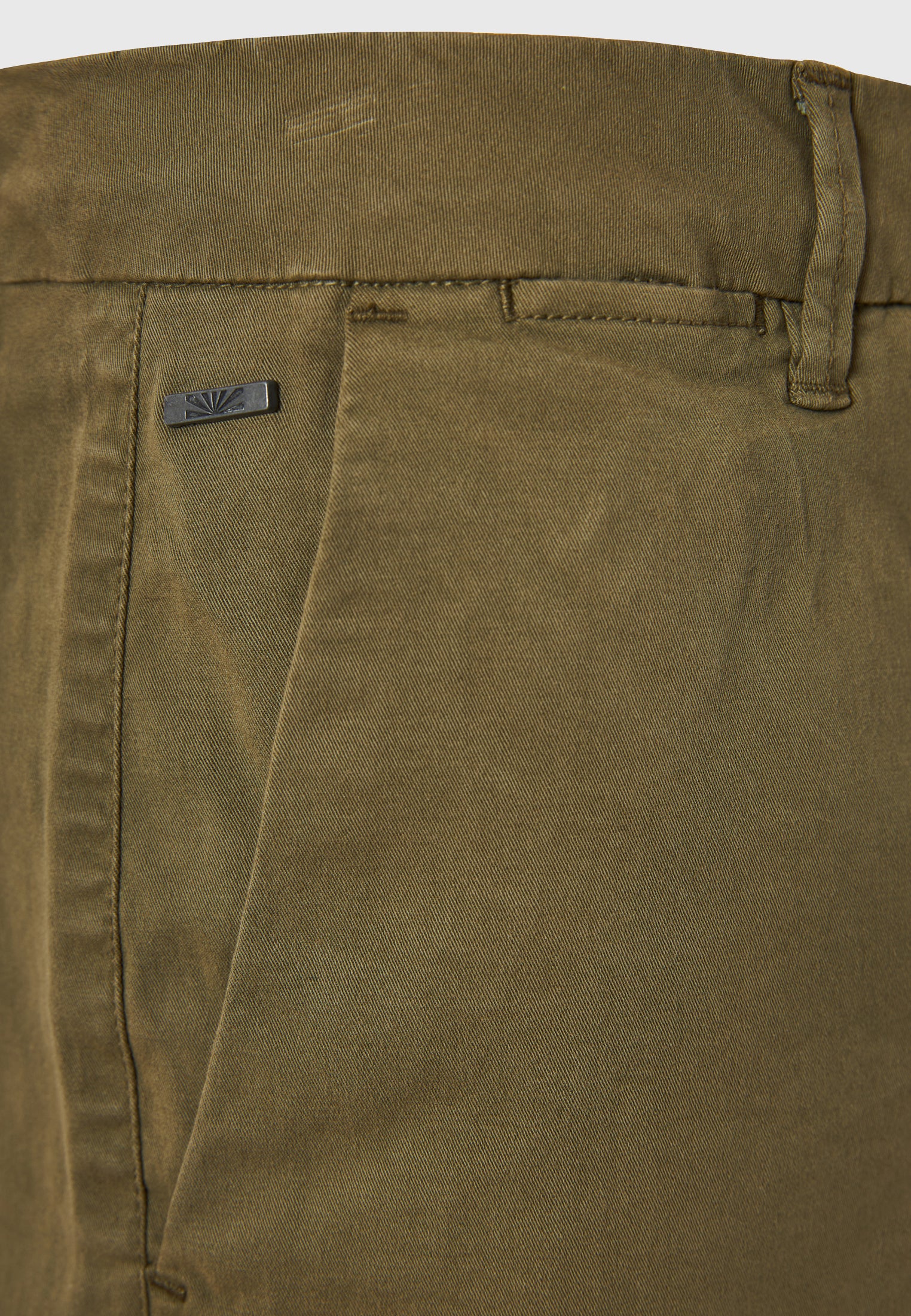 Men's chino shorts - The essentials