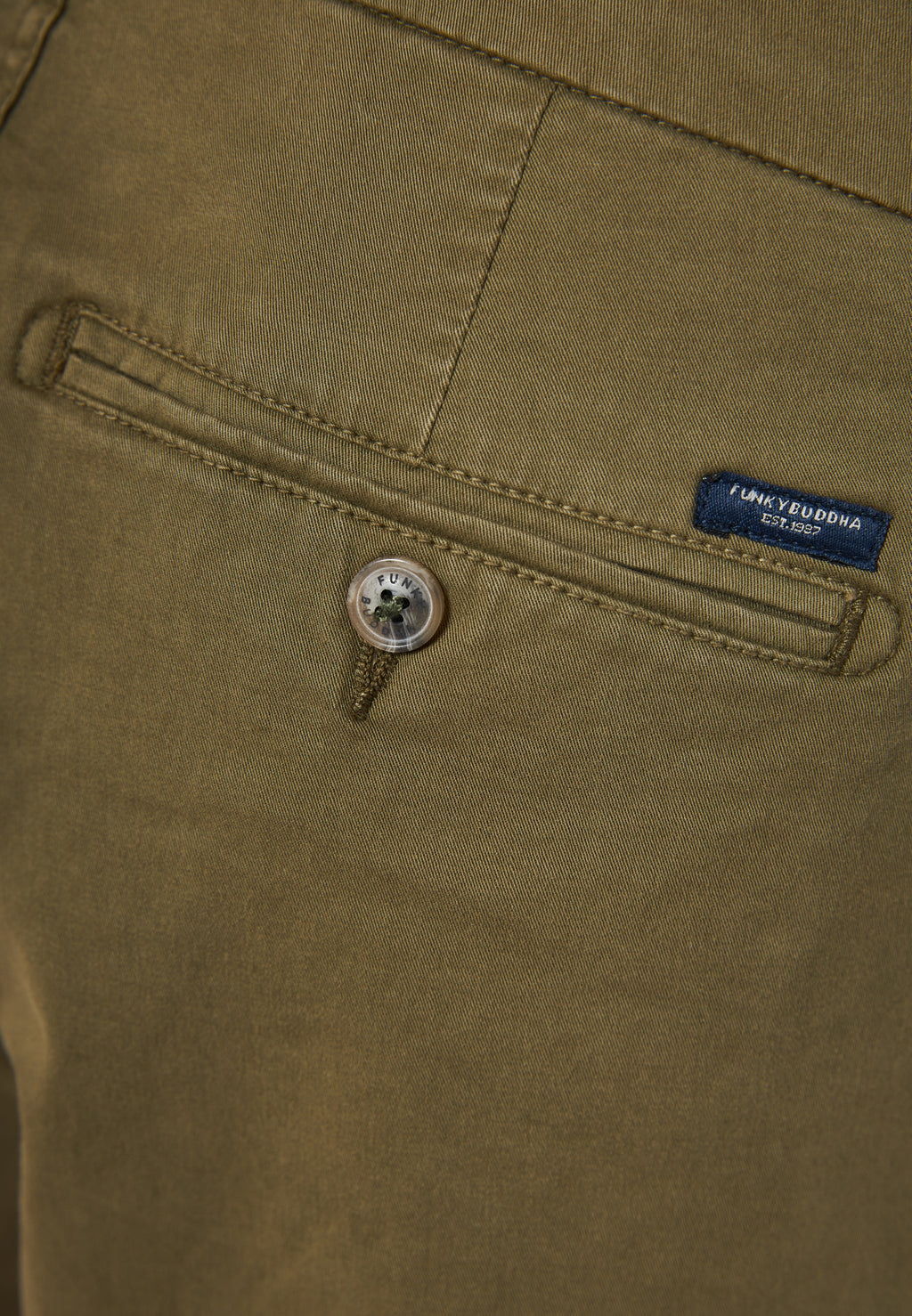 Men's chino shorts - The essentials