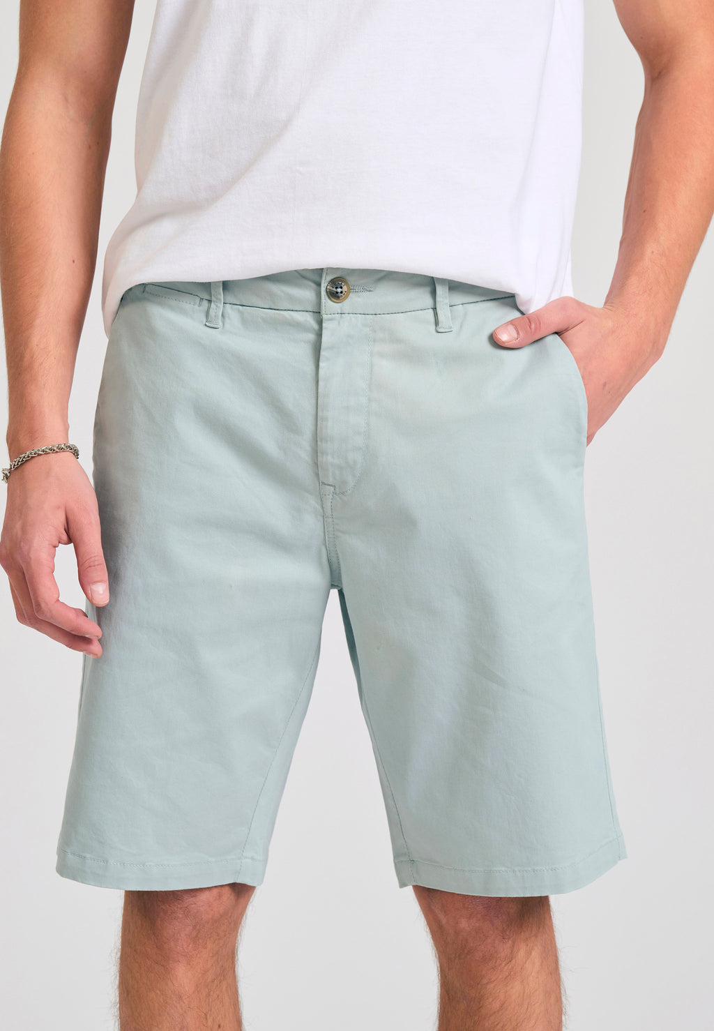 Men's chino shorts - The essentials