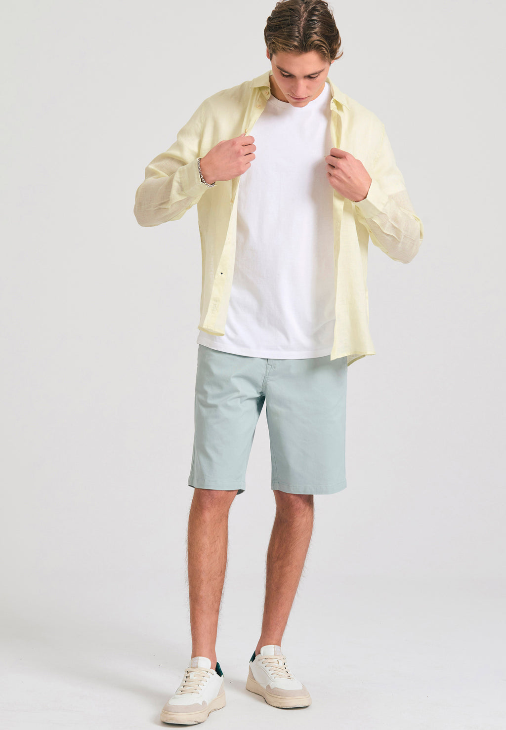 Men's chino shorts - The essentials