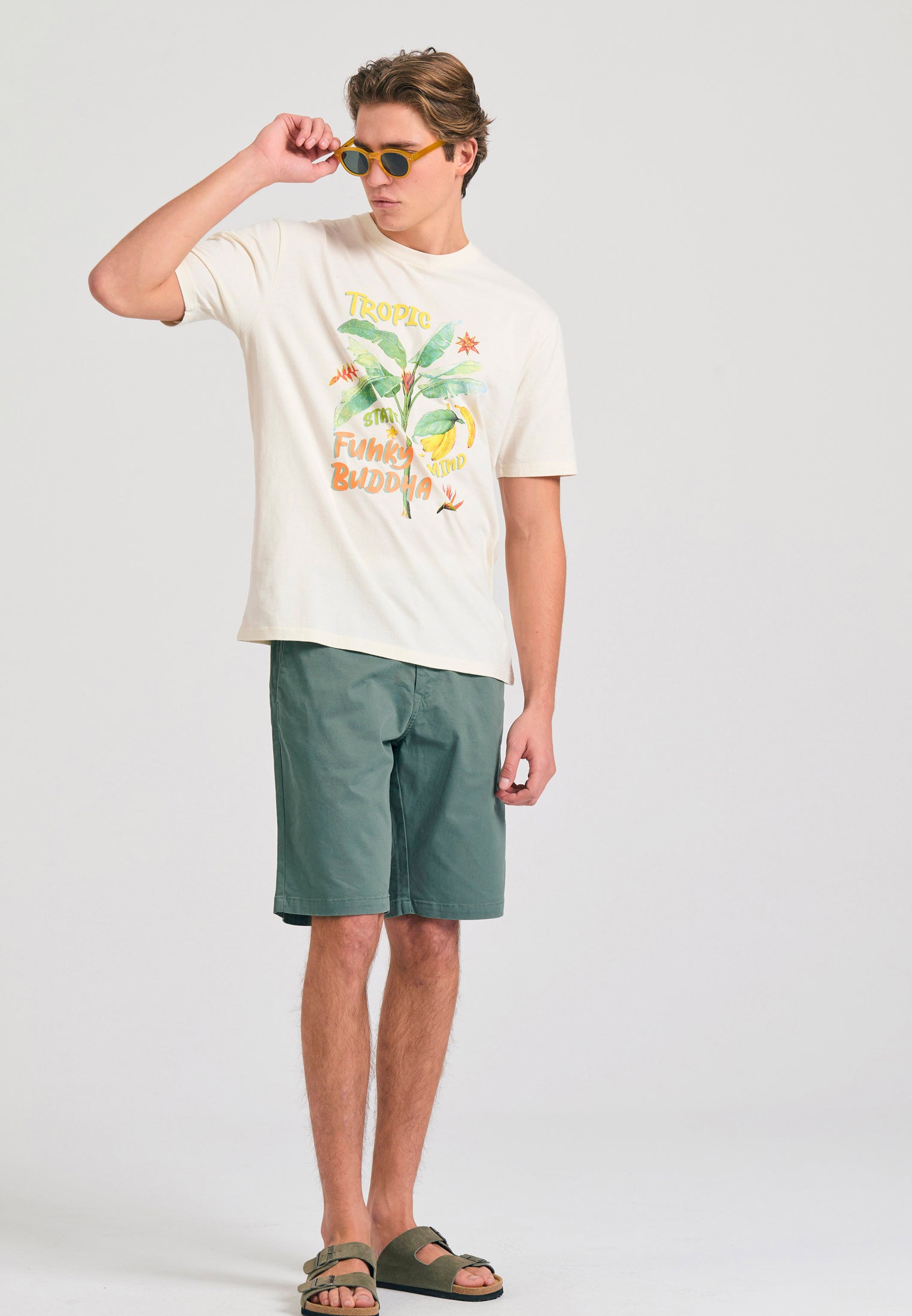 Men's chino shorts - The essentials