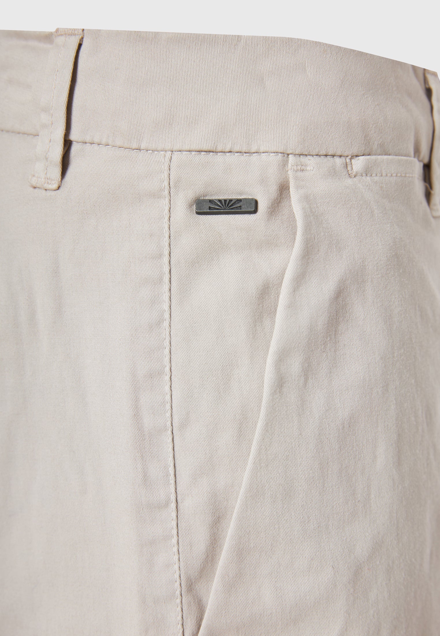 Men's chino shorts - The essentials
