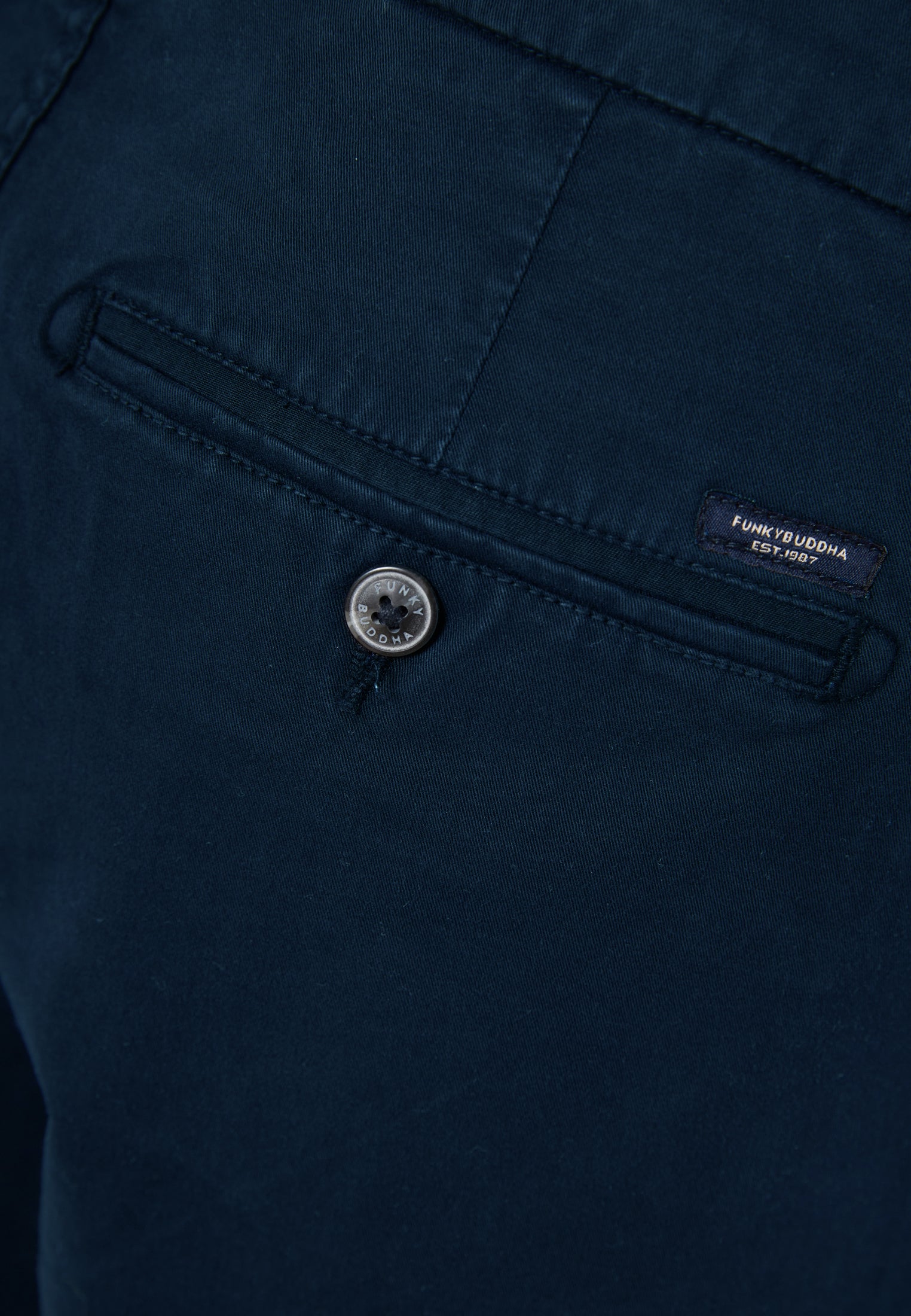 Men's chino shorts - The essentials