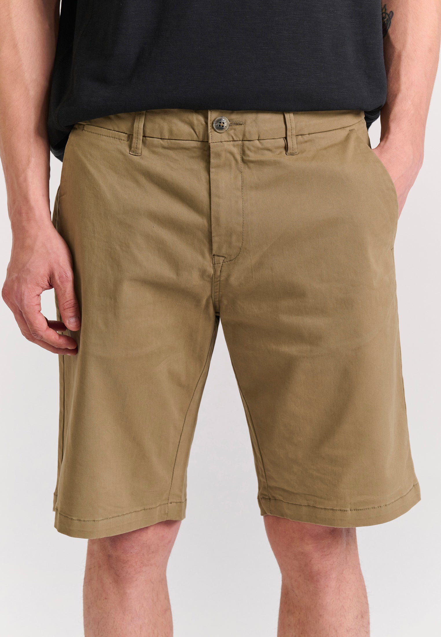 Men's chino shorts - The essentials