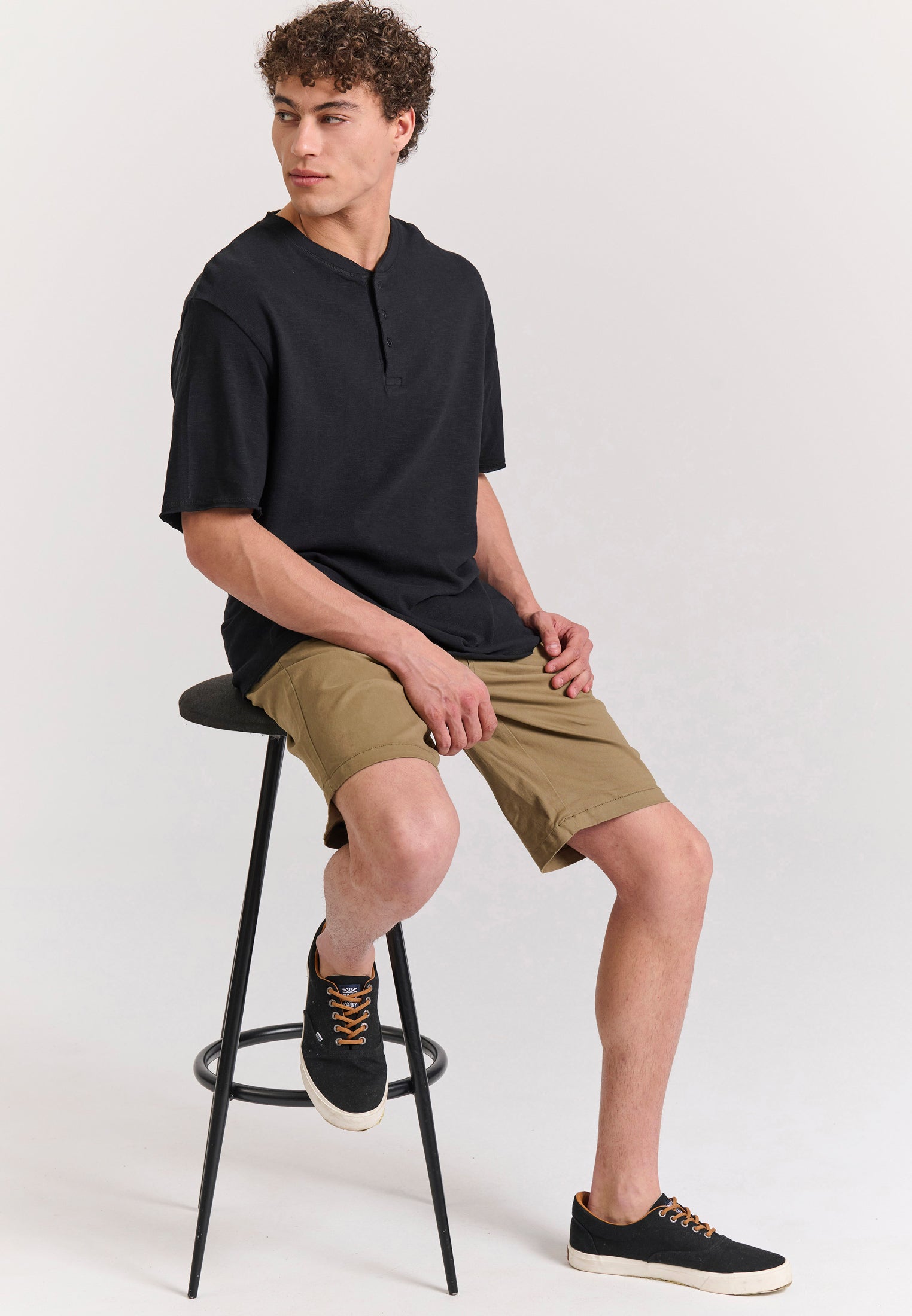 Men's chino shorts - The essentials