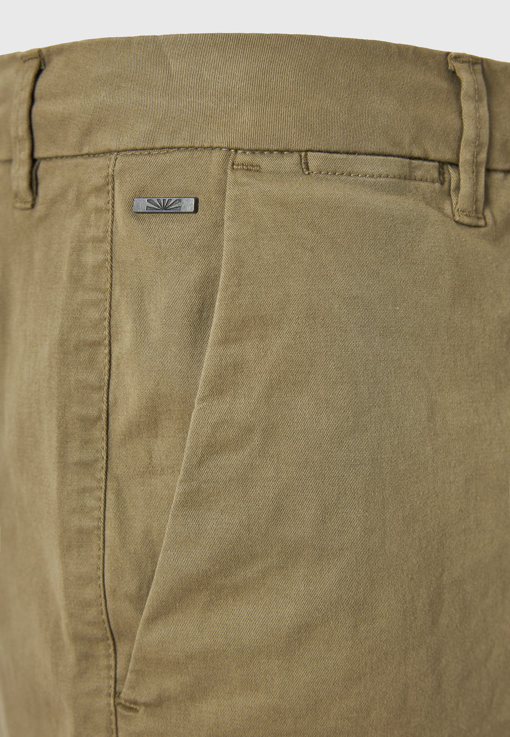 Men's chino shorts - The essentials