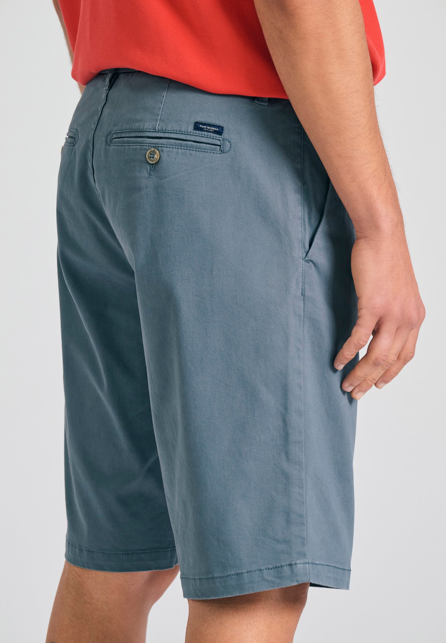 Men's chino shorts - The essentials