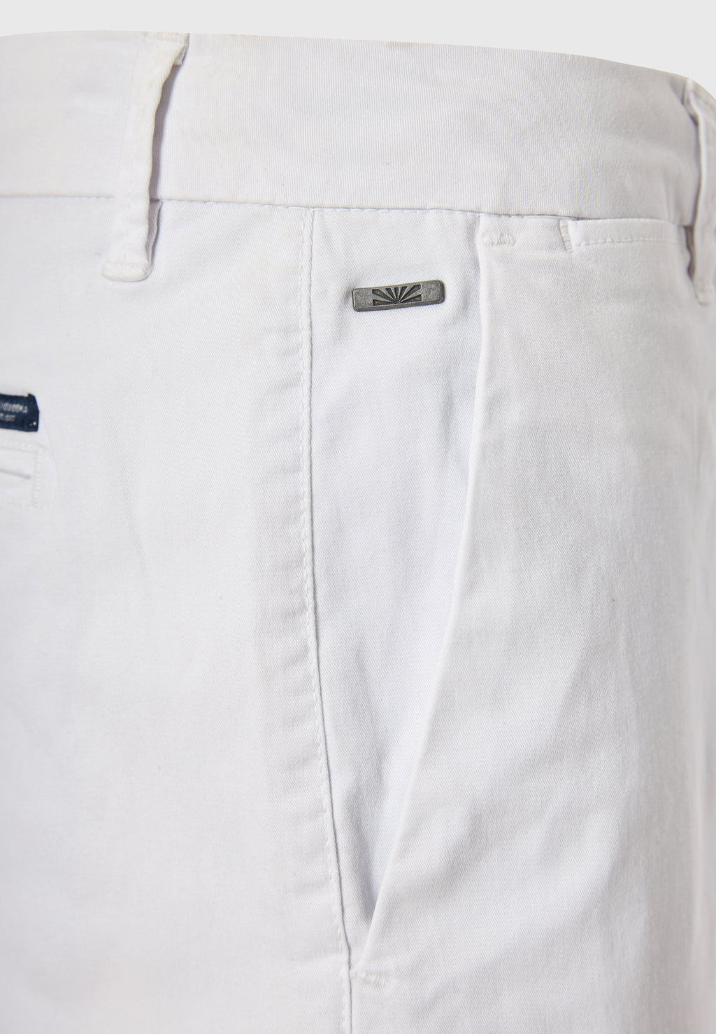 Men's chino shorts - The essentials