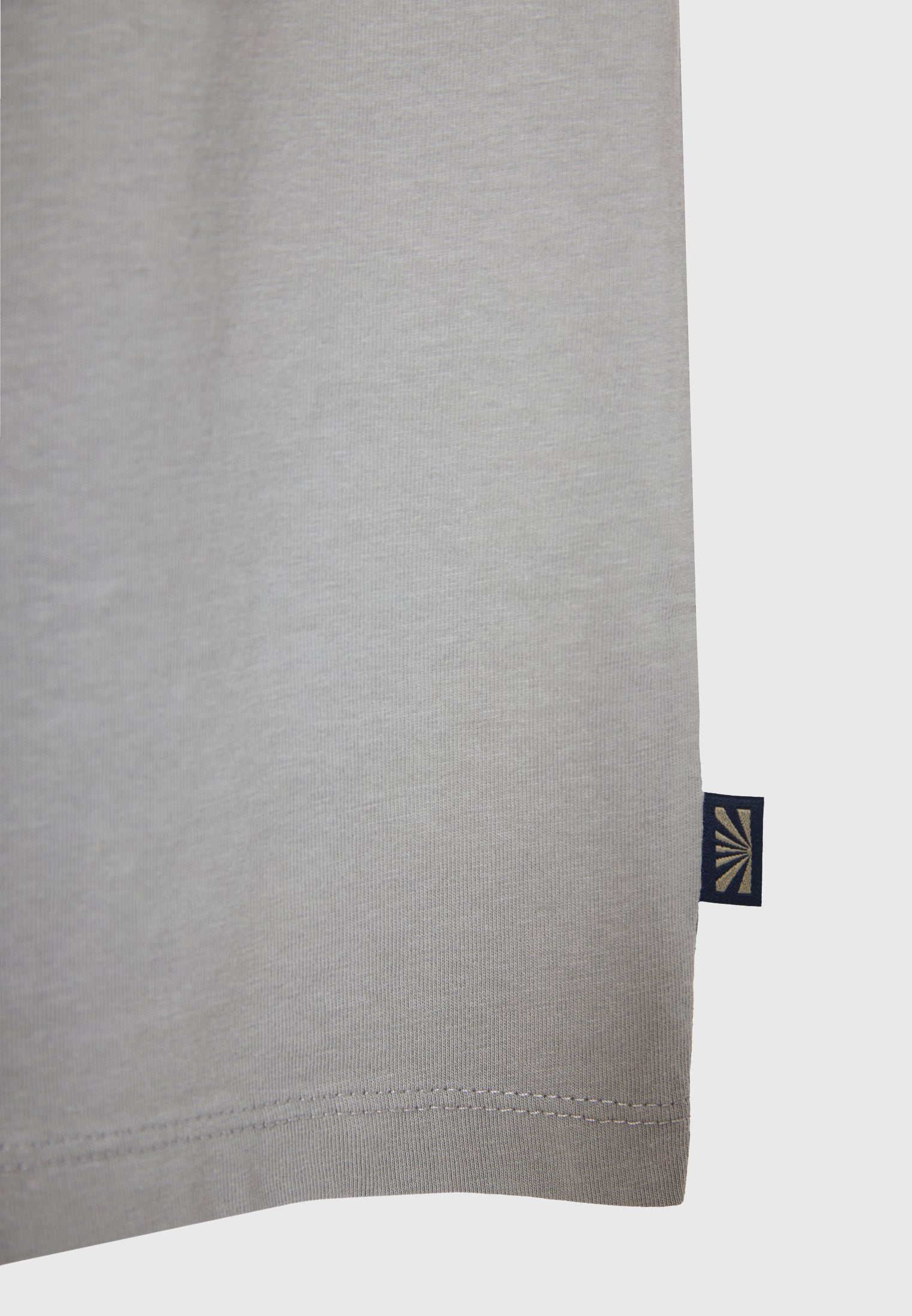 Crew-neck men's t-shirt - The essentials