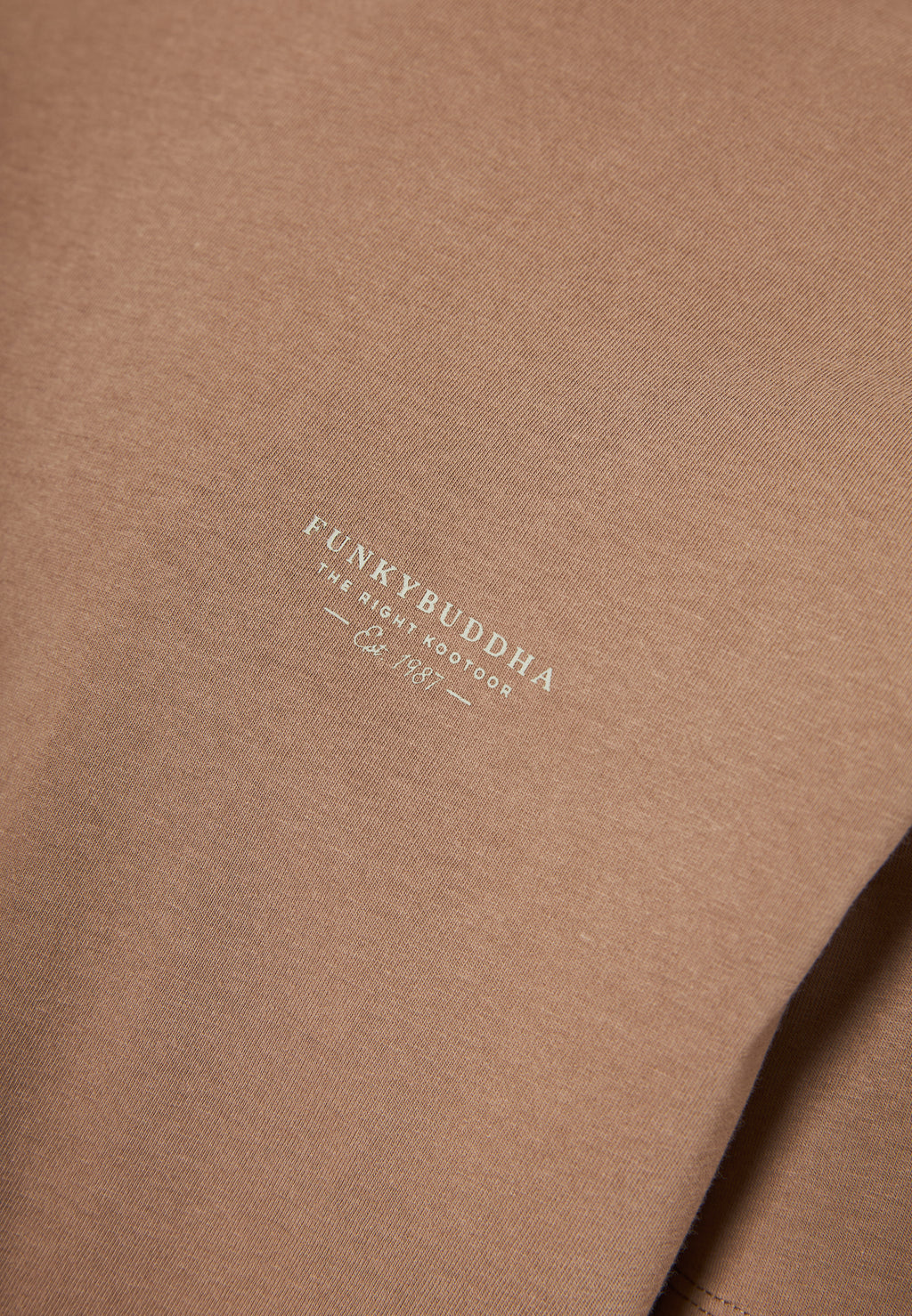 Crew-neck men's t-shirt - The essentials