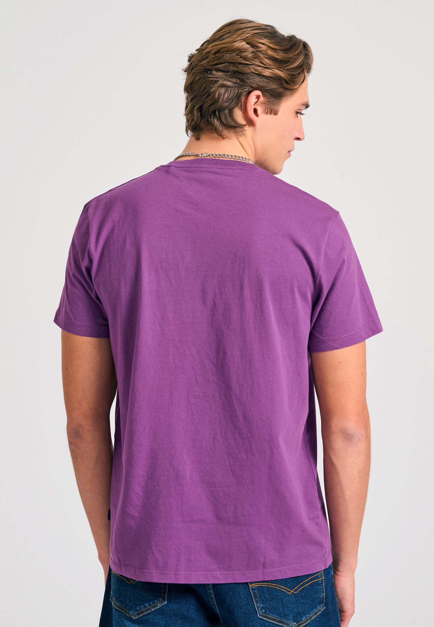 Crew-neck men's t-shirt - The essentials