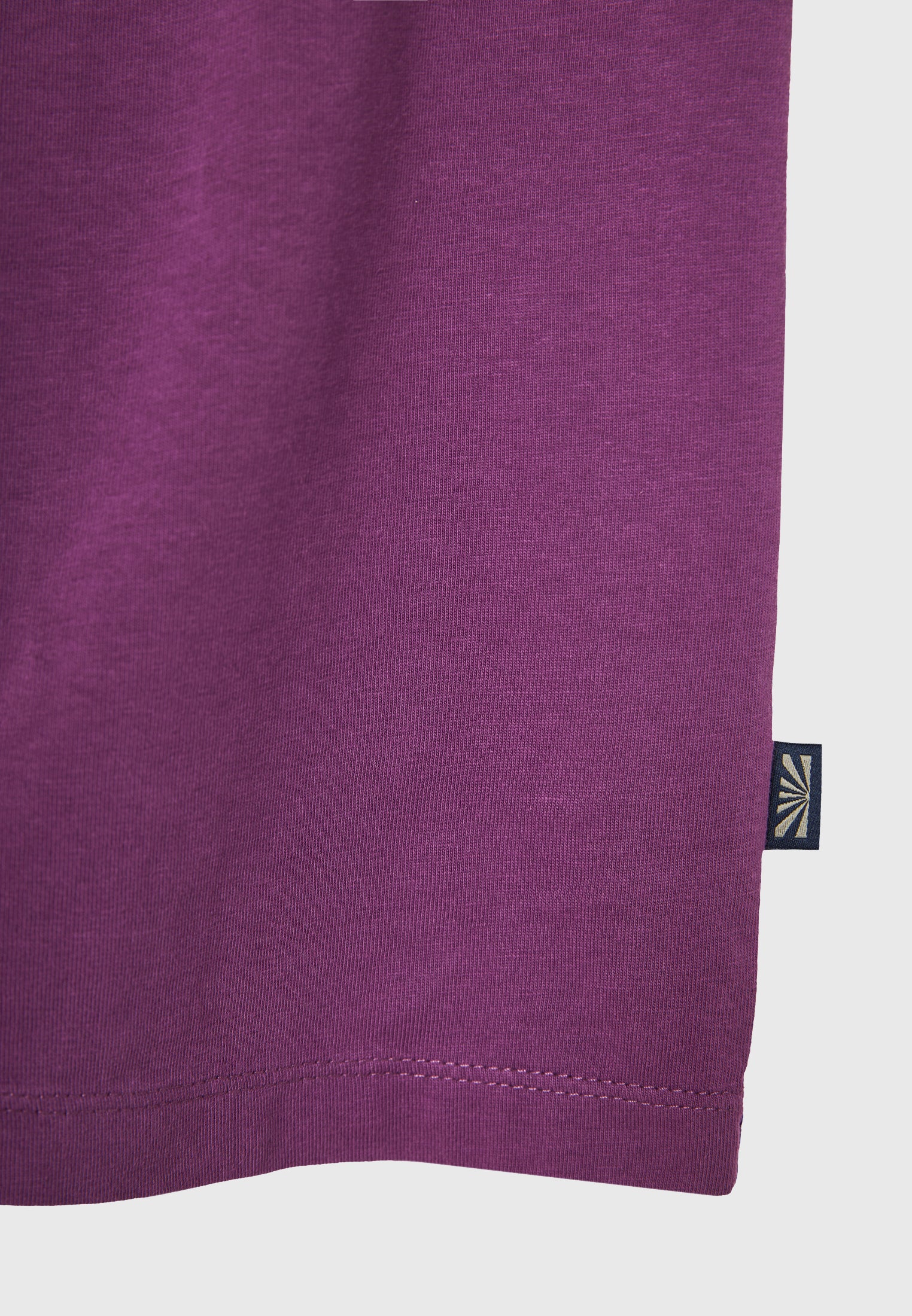 Crew-neck men's t-shirt - The essentials