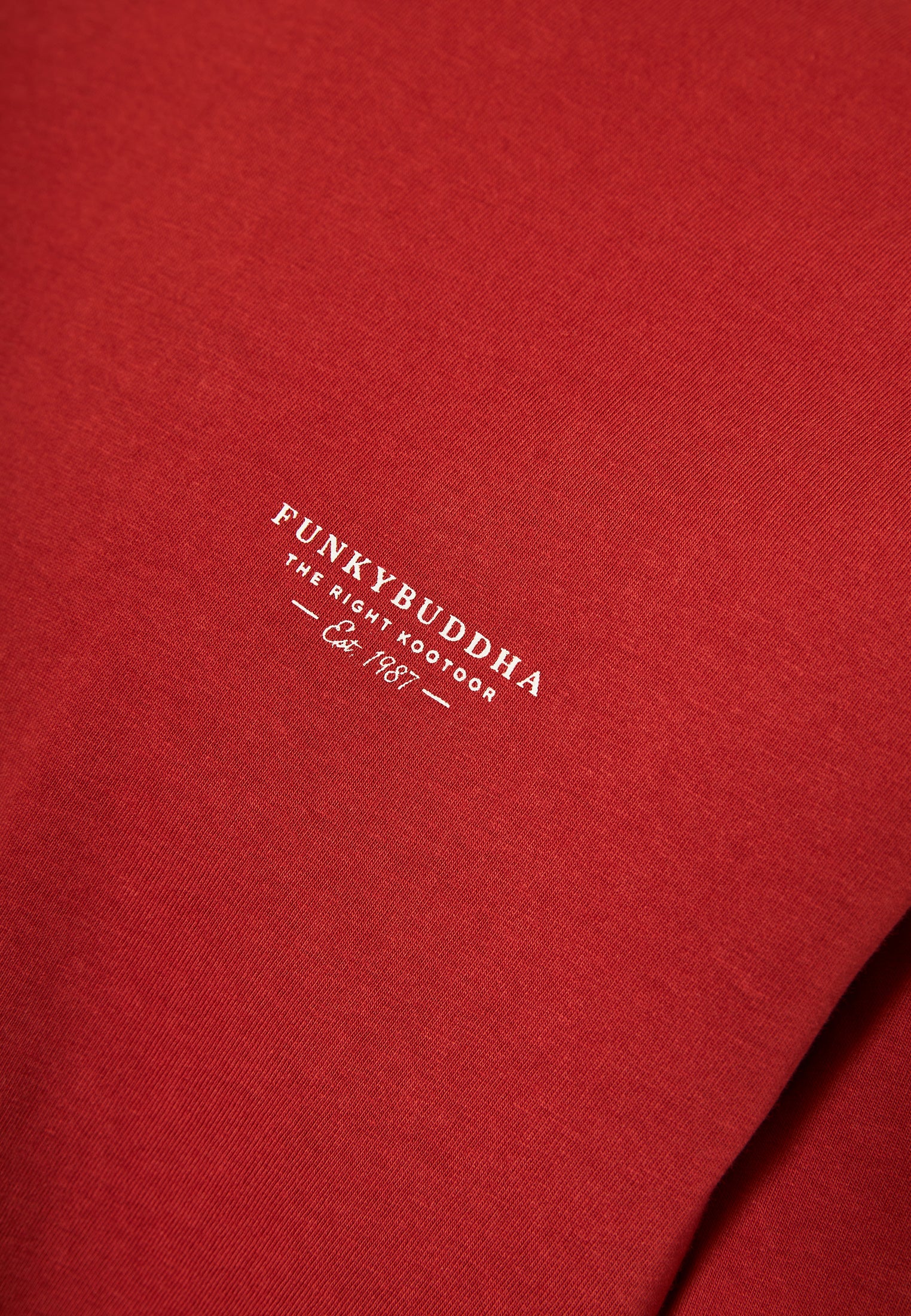 Crew-neck men's t-shirt - The essentials