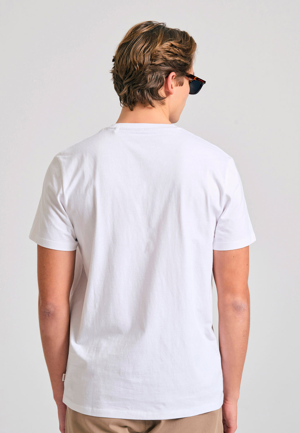 Crew-neck men's t-shirt - The essentials