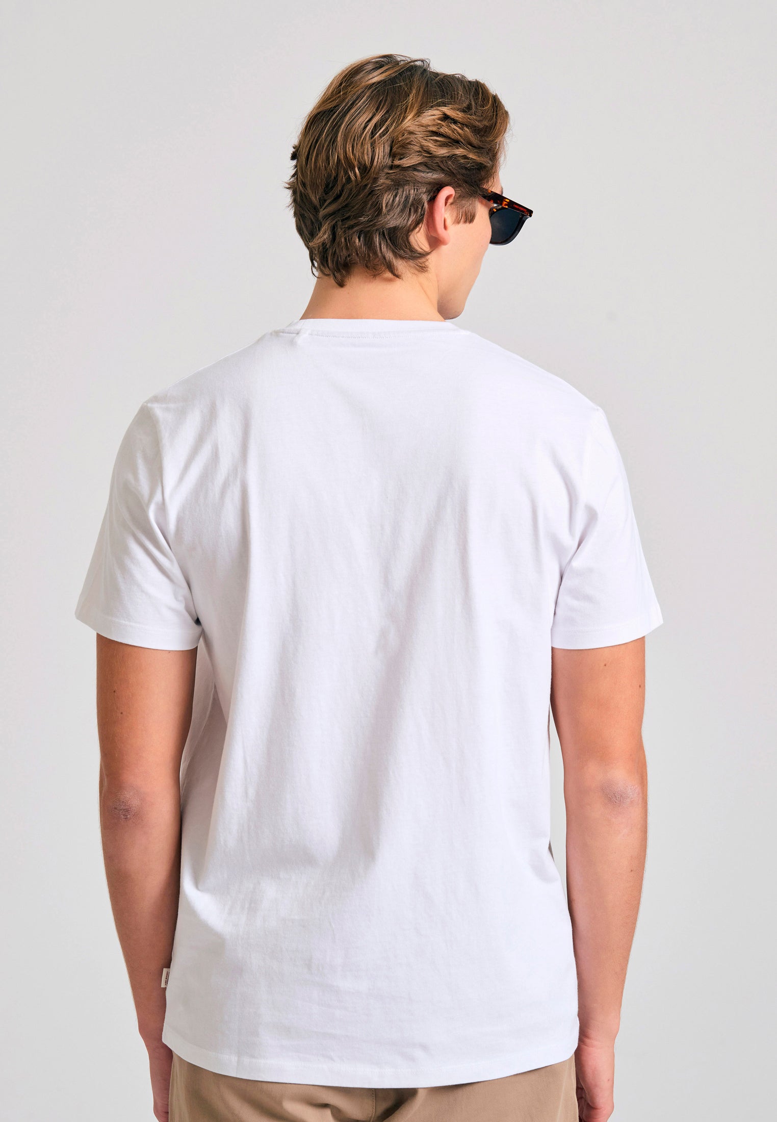 Crew-neck men's t-shirt - The essentials